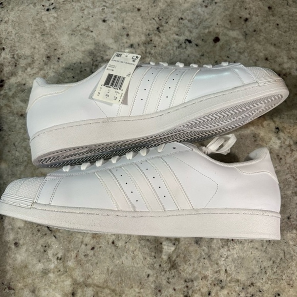 Adidas Superstar size 18 NIB
